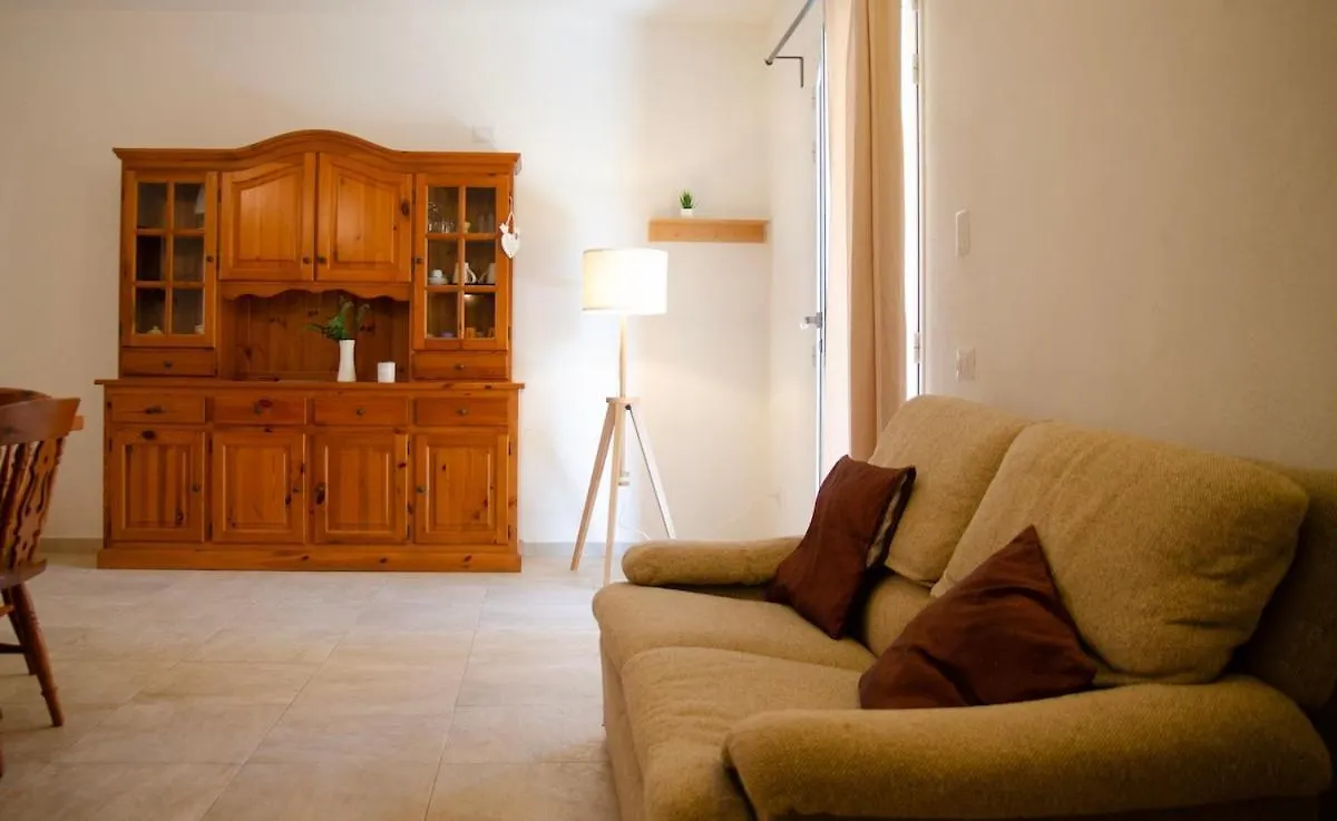 Appartamento Oasi Di Pace Con Terrazzo - 5Min Spiaggia Budoni Brunella