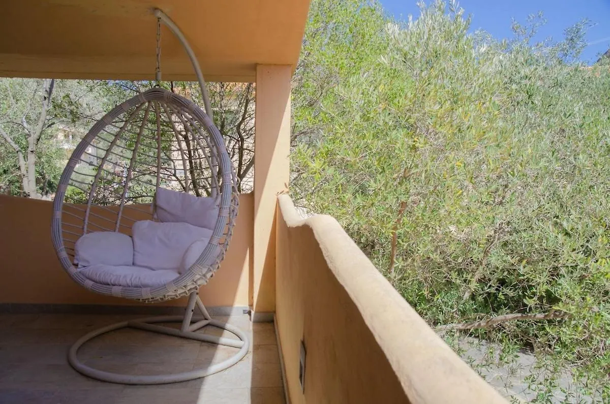 Oasi Di Pace Con Terrazzo - 5Min Spiaggia Budoni Brunella Appartamento