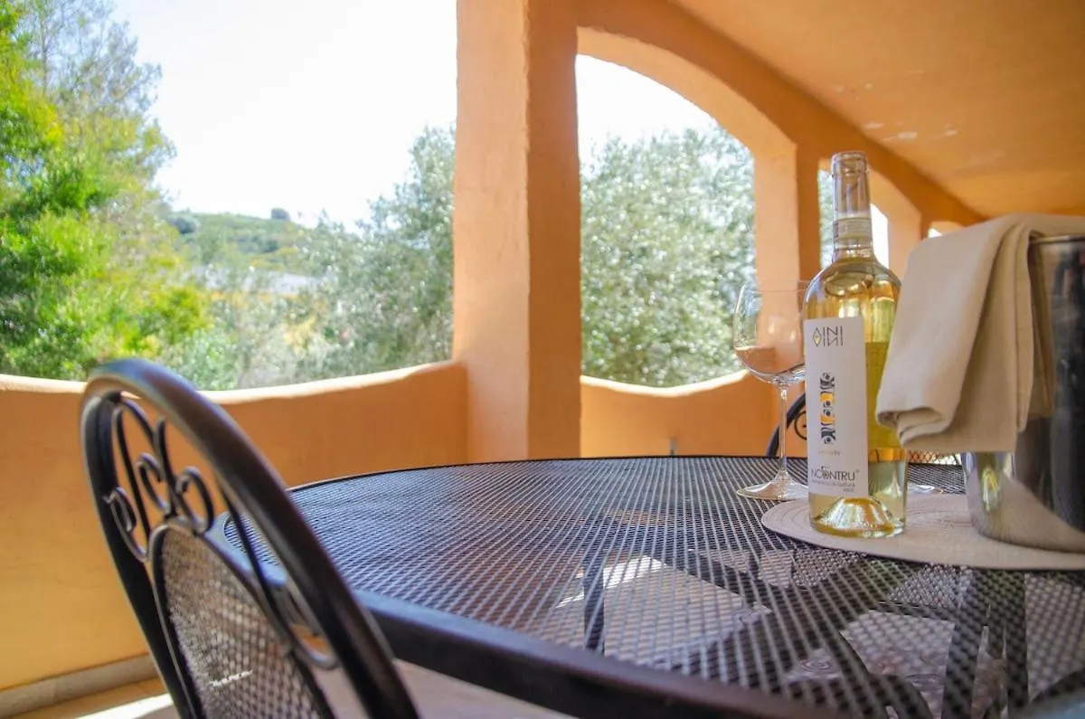 Oasi Di Pace Con Terrazzo - 5Min Spiaggia Budoni Brunella Italia